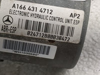 2012-2013 Mercedes-Benz Ml550 ABS Pump Control Module Replacement P/N:A16643147112 LM2208C02488E, WH1035680 Fits Fits 2012 2