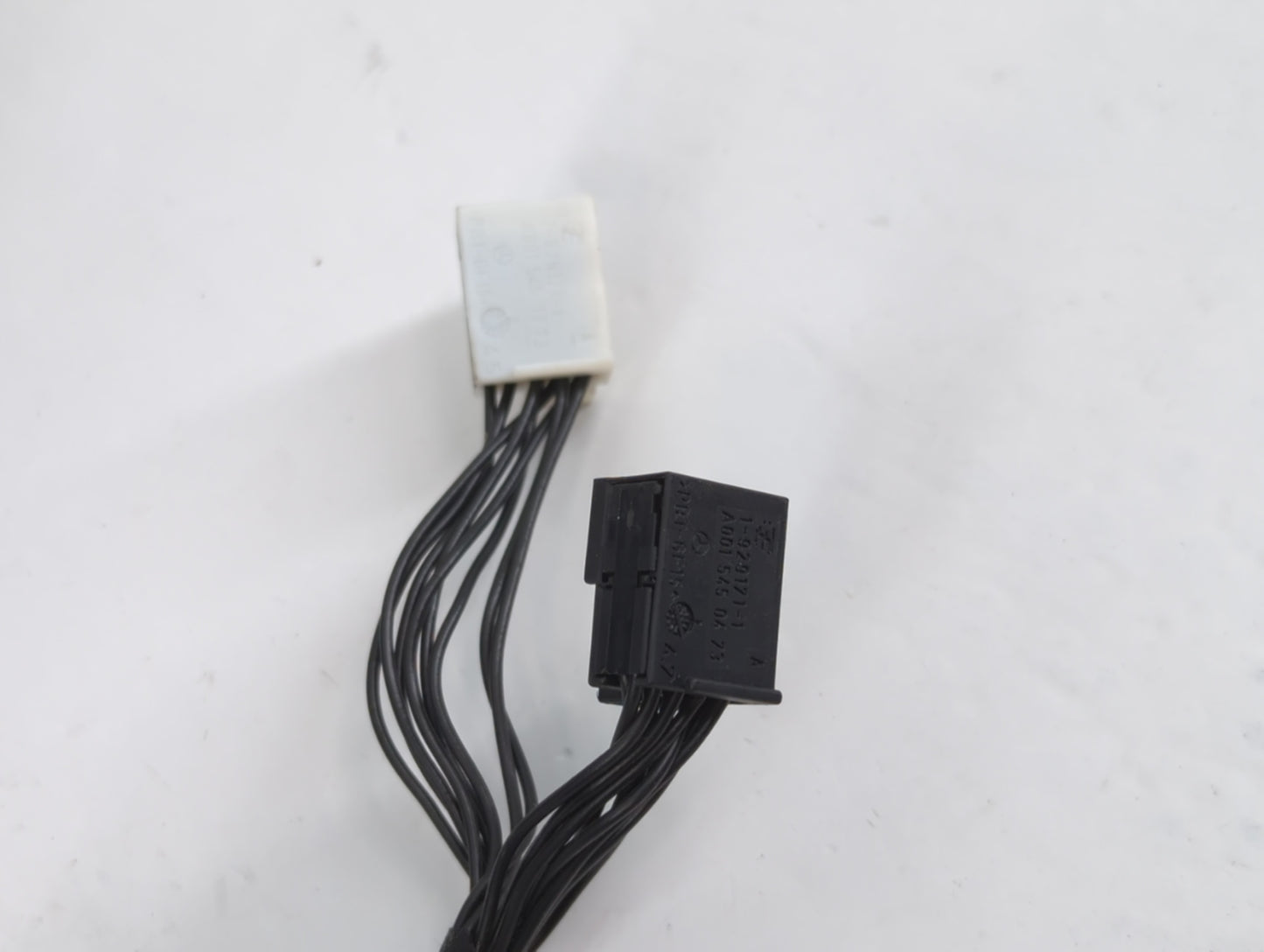 2013 Mercedes-Benz R350 Driver Side View Mirror - Left Door Mirror OEM Used - Oemusedautoparts1.com