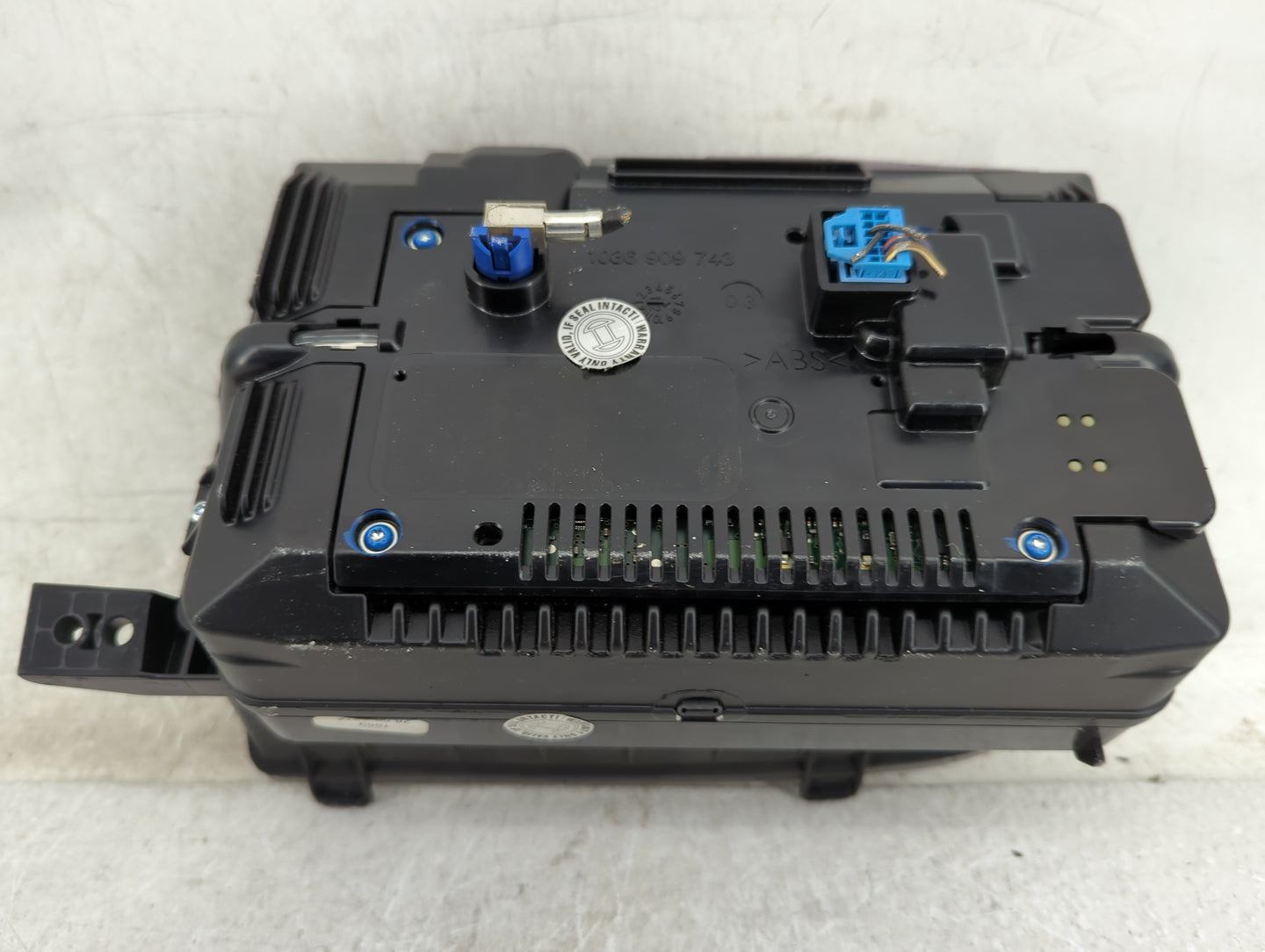 Mercedes-benz S-class Information Display Screen - Oemusedautoparts1.com