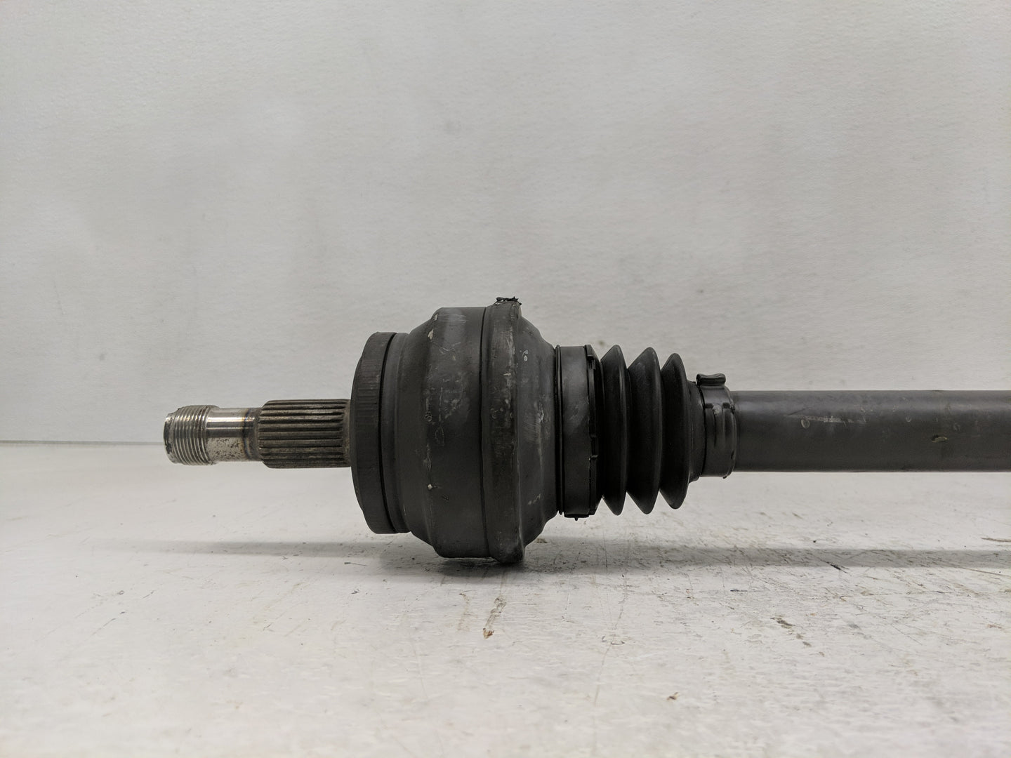 Mercedes-benz S400 Axle Shaft Front Driver Cv C/v - Oemusedautoparts1.com
