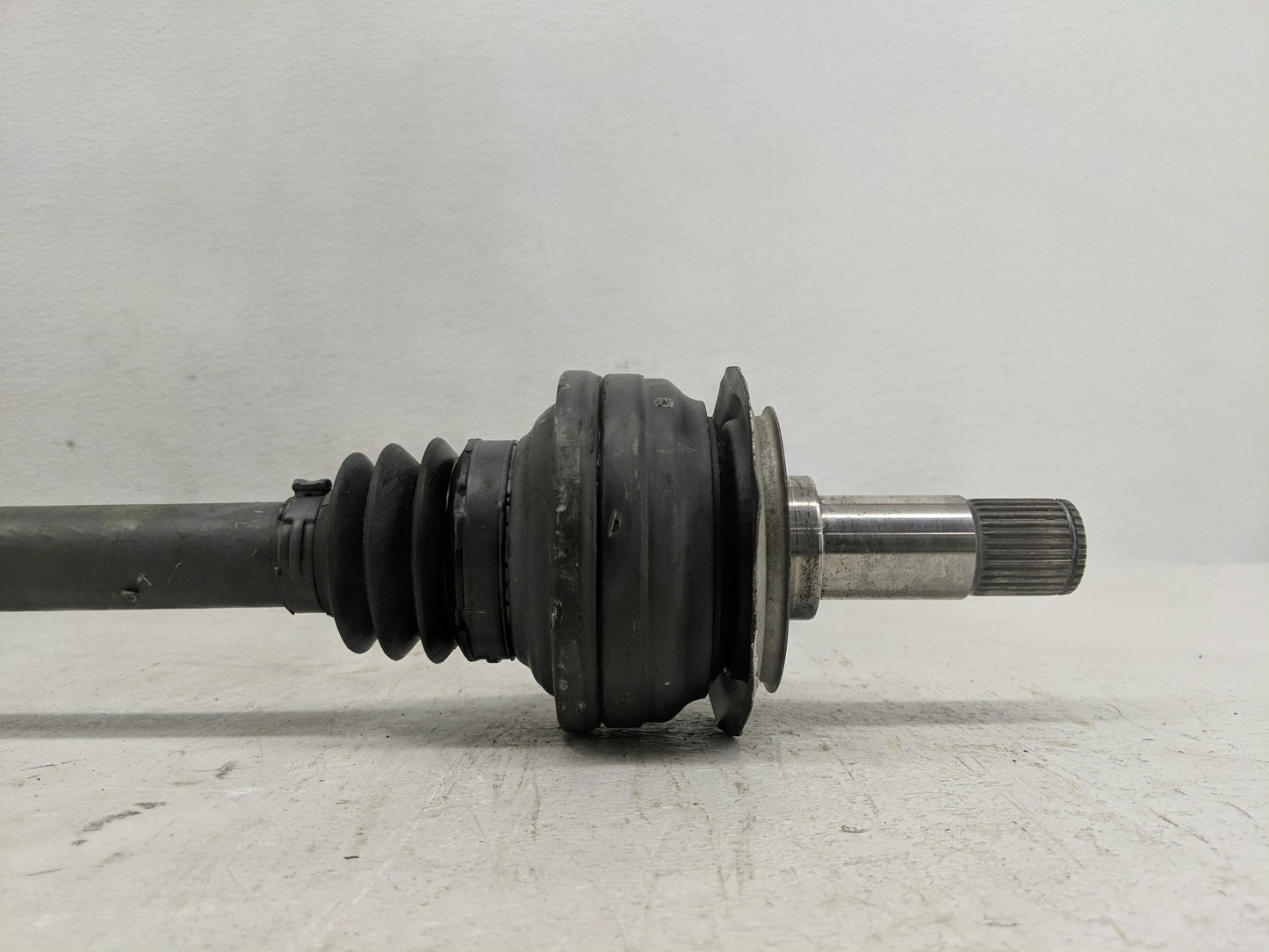 Mercedes-benz S400 Axle Shaft Front Driver Cv C/v - Oemusedautoparts1.com