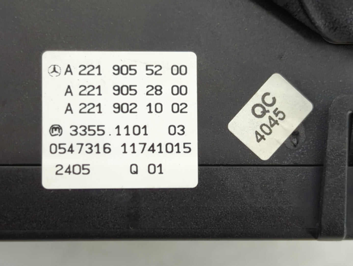 2010-2013 Mercedes-Benz S550 Climate Control Module Temperature AC/Heater Replacement P/N:A 221 902 10 02 A 221 905 28 00 Fi