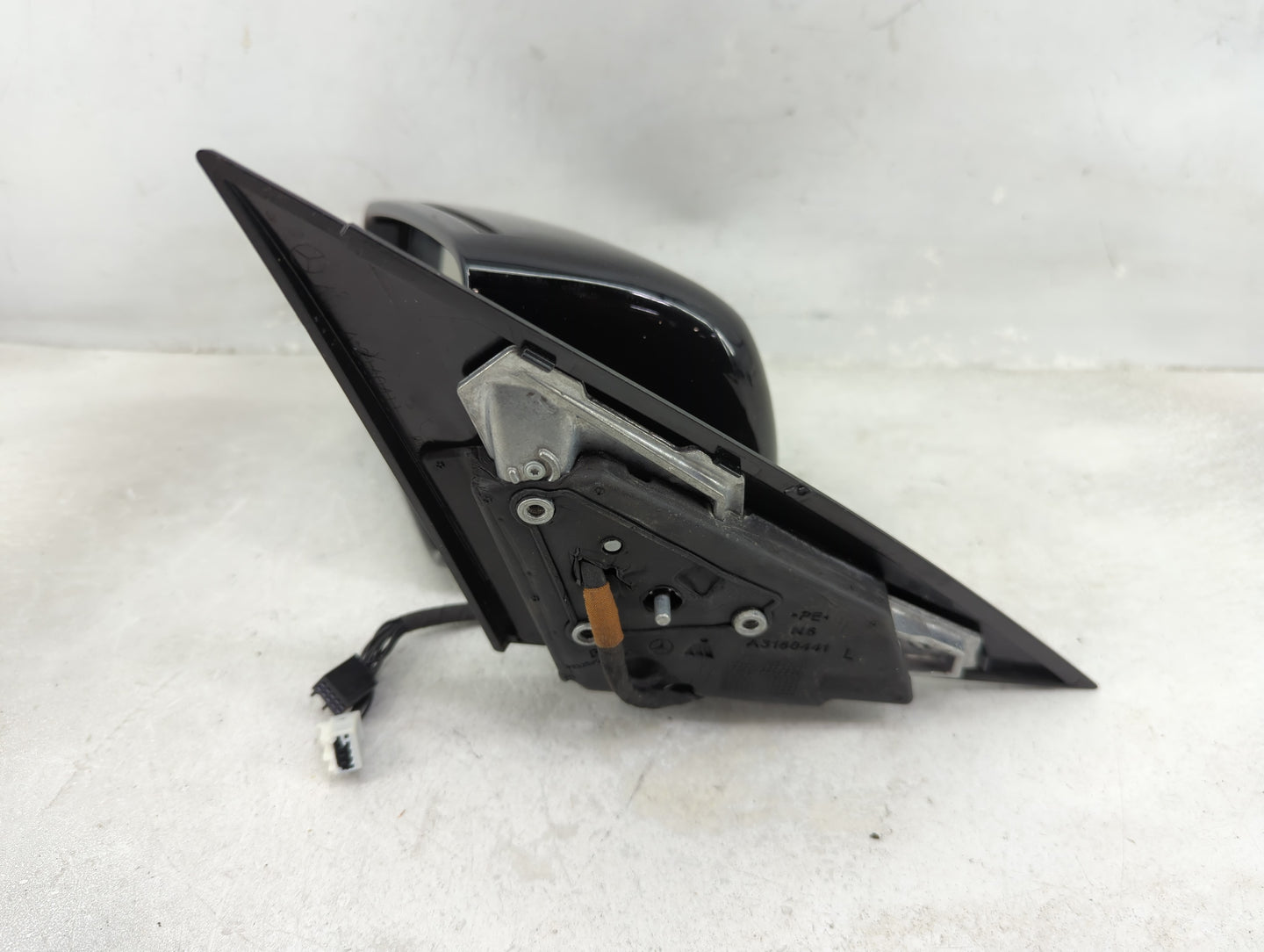 2013 Mercedes C-Class Driver Side View Mirror - Left Door Mirror OEM Used - Oemusedautoparts1.com