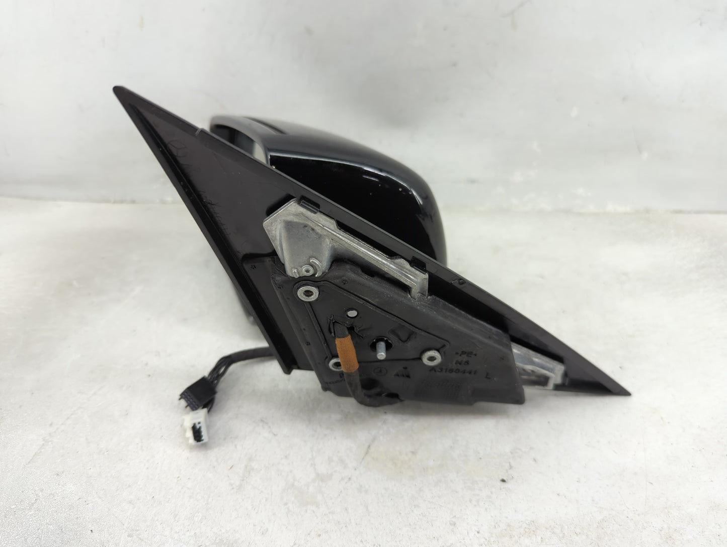 2013 Mercedes C-Class Driver Side View Mirror - Left Door Mirror OEM Used - Oemusedautoparts1.com