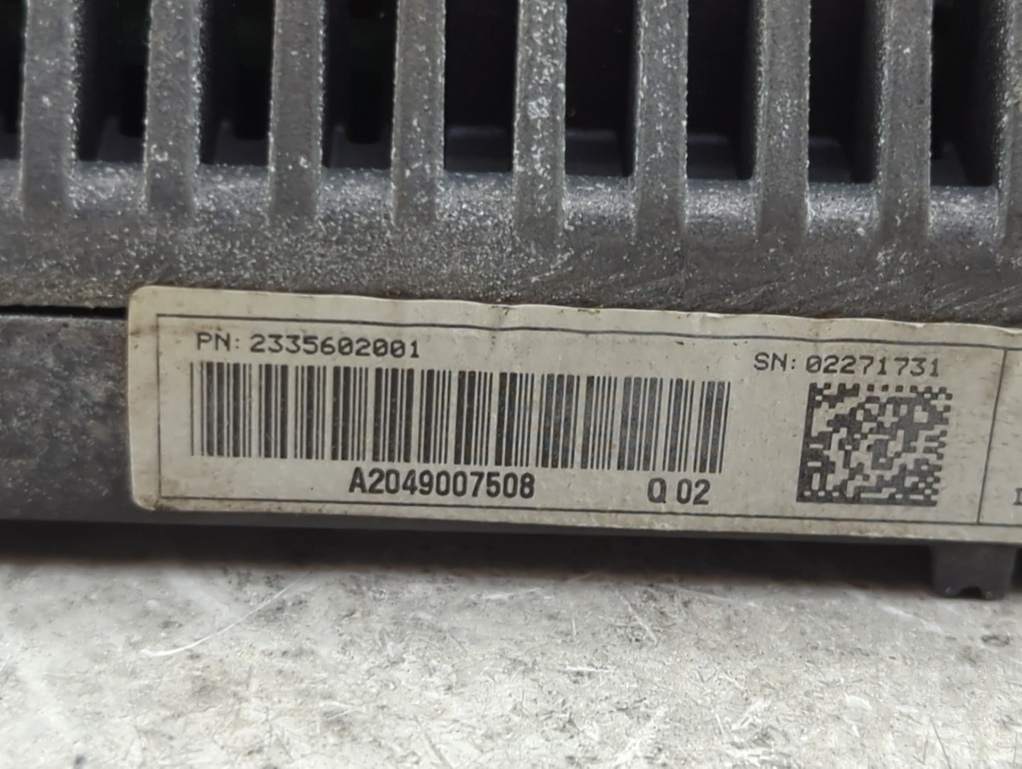 Mercedes C-class Information Display Screen - Oemusedautoparts1.com