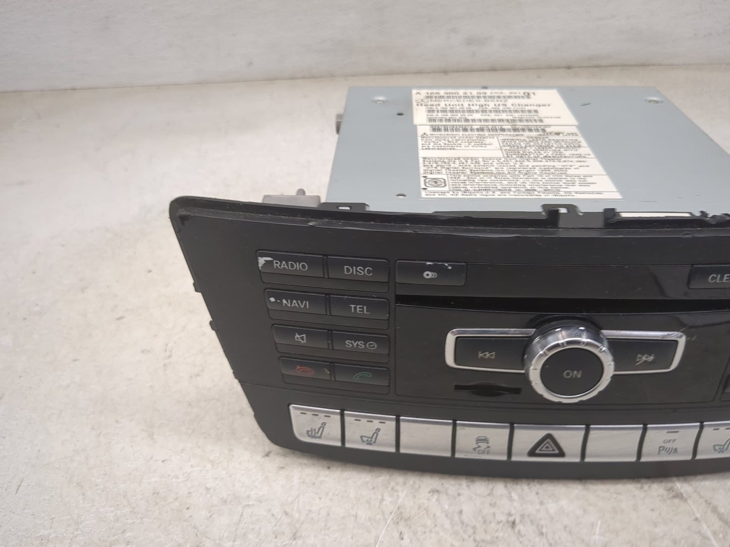 2013 Mercedes Gl-Class Radio AM FM Cd Player Receiver Replacement P/N:A1669002109 A1669019900, A1669020505 Fits OEM Used Aut