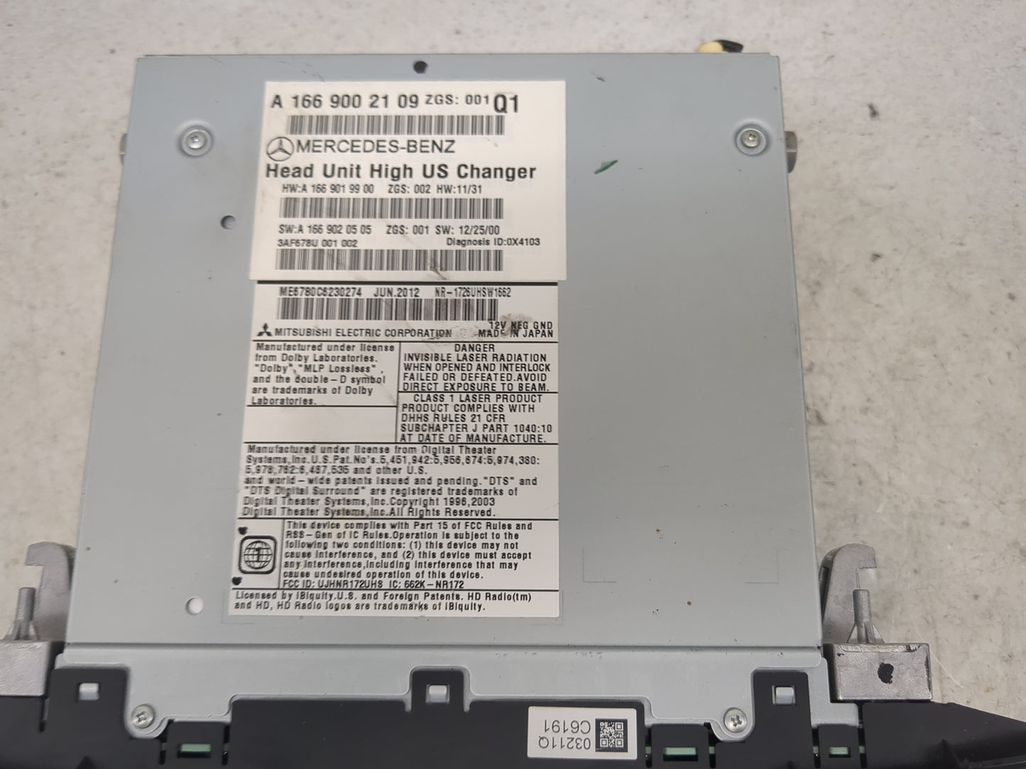 2013 Mercedes Gl-Class Radio AM FM Cd Player Receiver Replacement P/N:A1669002109 A1669019900, A1669020505 Fits OEM Used Aut
