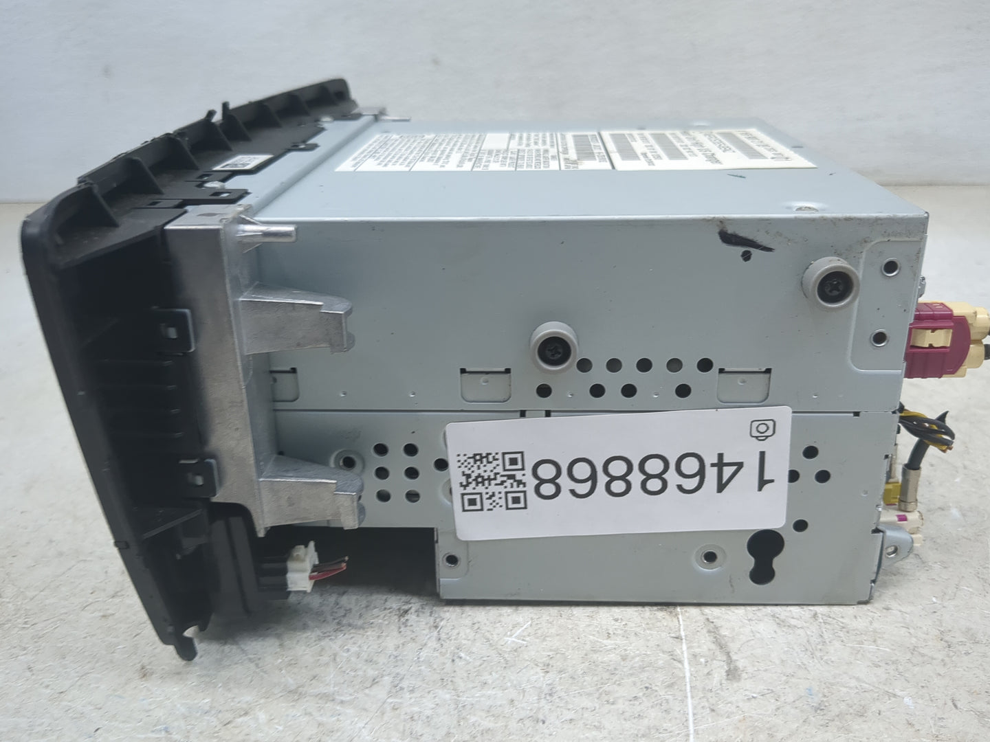 2013 Mercedes Gl-Class Radio AM FM Cd Player Receiver Replacement P/N:A1669002109 A1669019900, A1669020505 Fits OEM Used Aut