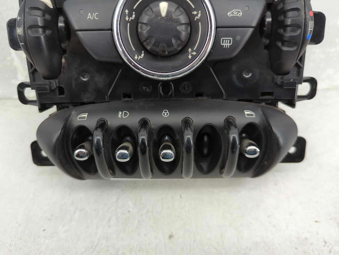 2013 Mini Clubman Climate Control Module Temperature AC/Heater Replacement P/N:3457352 Fits Fits 2011 2012 2014 OEM Used Aut