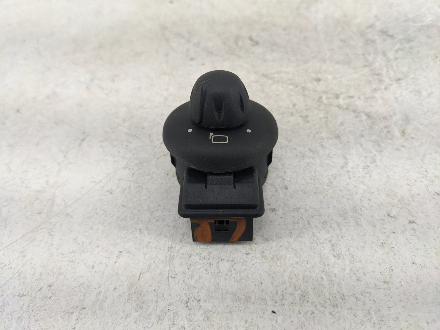 2013 Mini Clubman Driver Left Door Mirror Power Switch - Oemusedautoparts1.com
