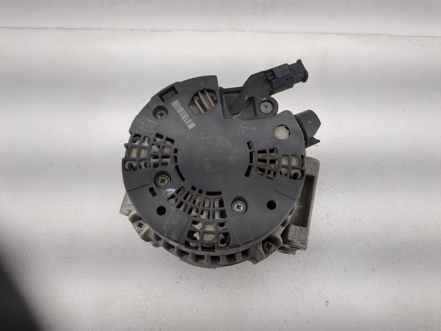 2009-2014 Mini Cooper Alternator Replacement Generator Charging Assembly Engine OEM P/N:0 125 711 011 Fits OEM Used Auto Par