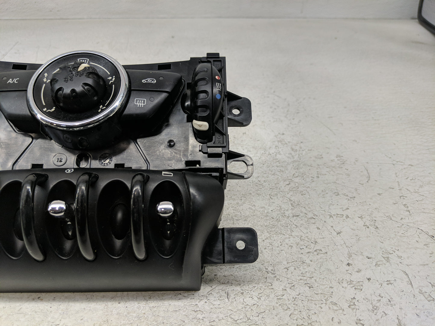 2011-2014 Mini Cooper Climate Control Module Temperature AC/Heater Replacement Fits Fits 2011 2012 2013 2014 OEM Used Auto P