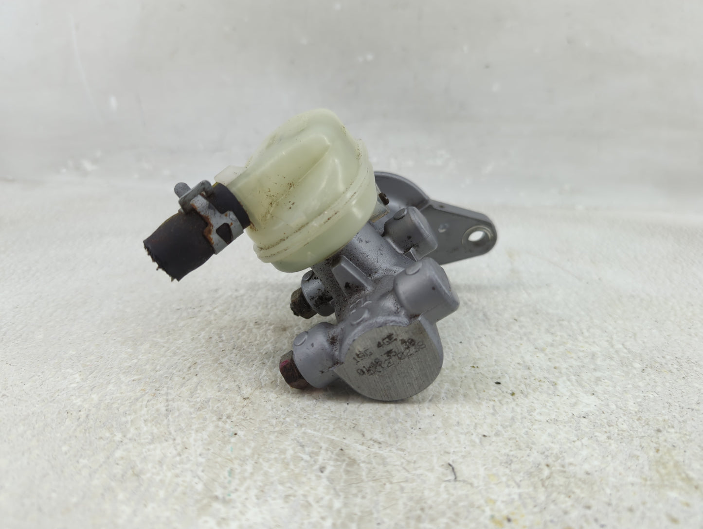 2008-2014 Mini Cooper Brake Master Cylinder - Oemusedautoparts1.com