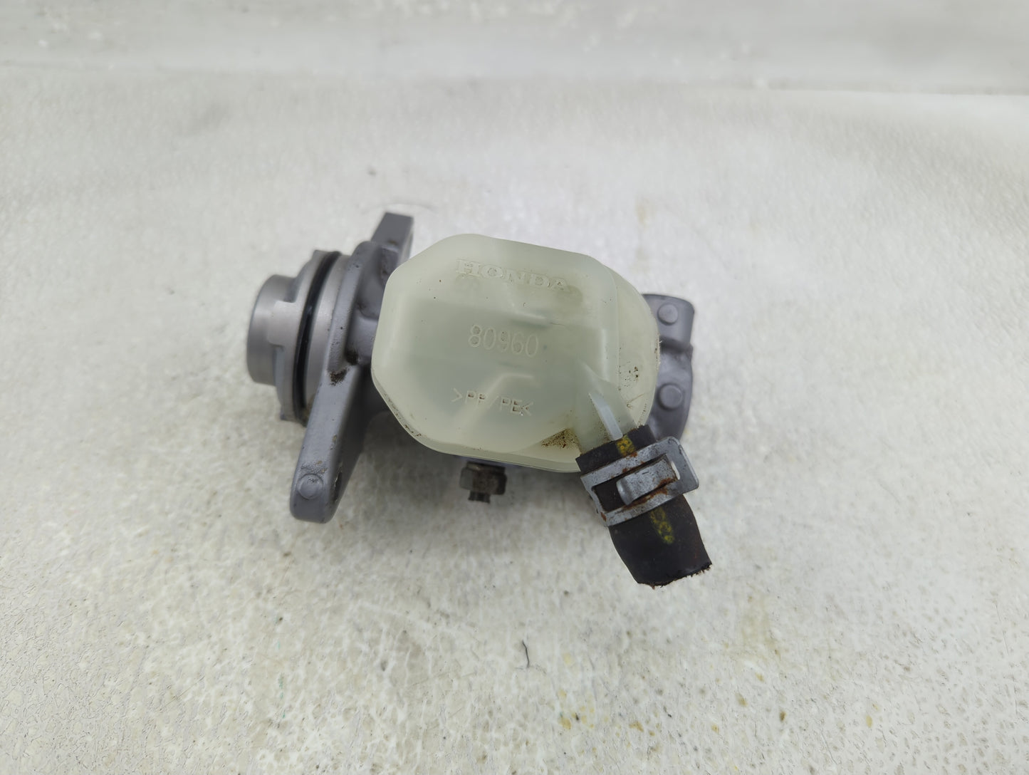 2008-2014 Mini Cooper Brake Master Cylinder - Oemusedautoparts1.com