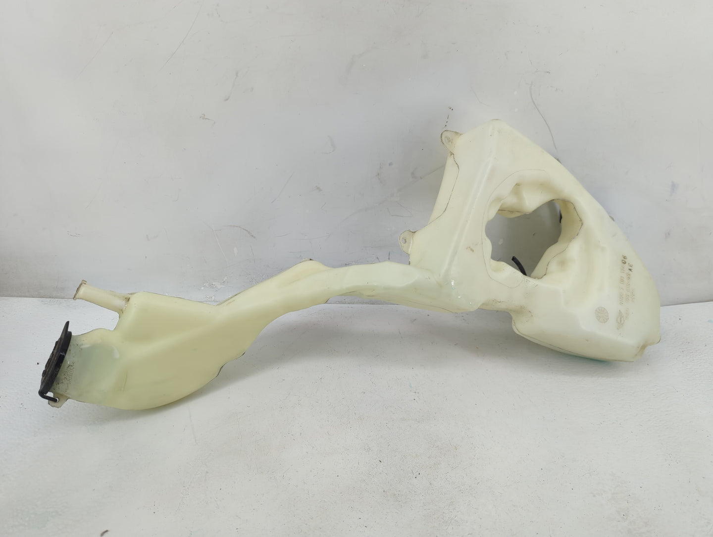 2008-2014 Mini Cooper Windshield Washer Fluid Reservoir Bottle Oem - Oemusedautoparts1.com