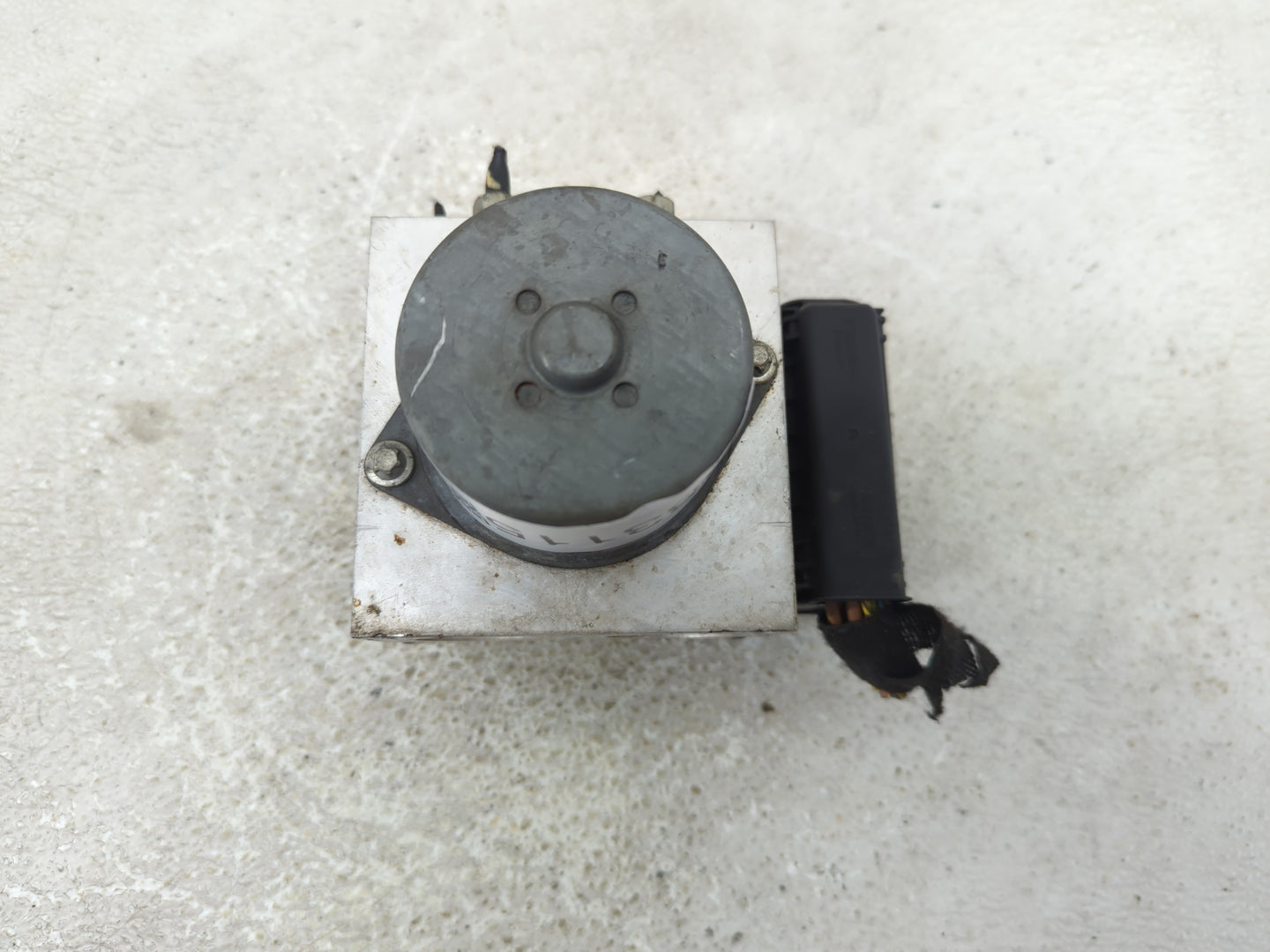 2012-2013 Mini Cooper ABS Pump Control Module Replacement P/N:54086335A Fits Fits 2012 2013 OEM Used Auto Parts - Oemusedaut