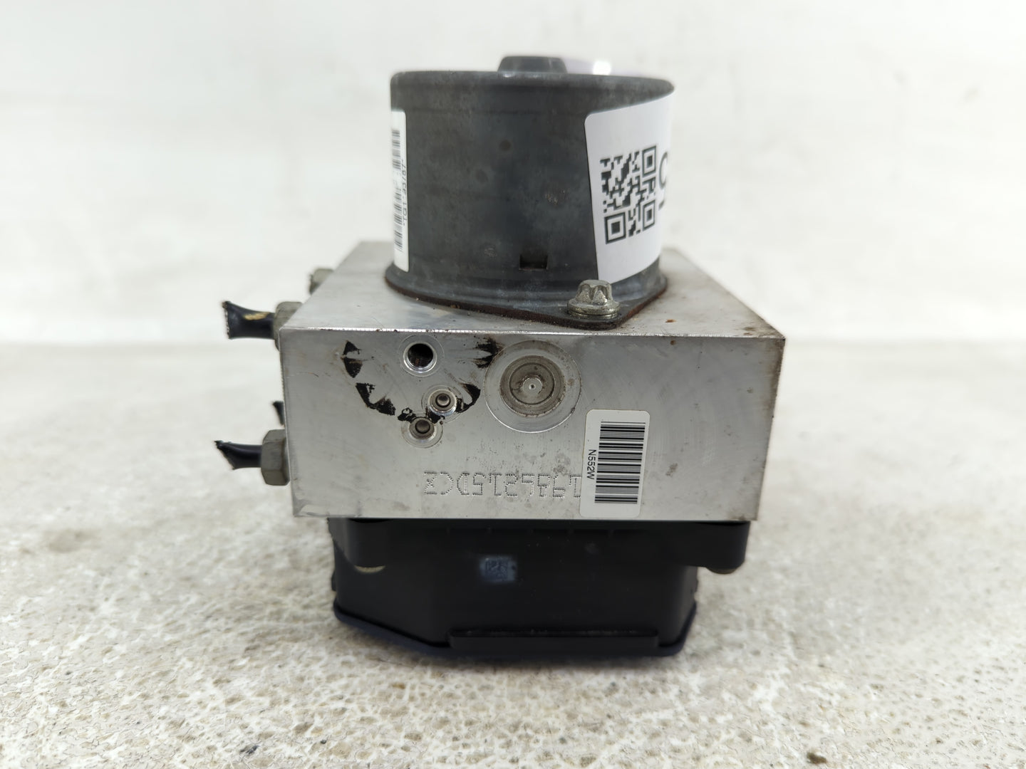2012-2013 Mini Cooper ABS Pump Control Module Replacement P/N:54086335A Fits Fits 2012 2013 OEM Used Auto Parts - Oemusedaut