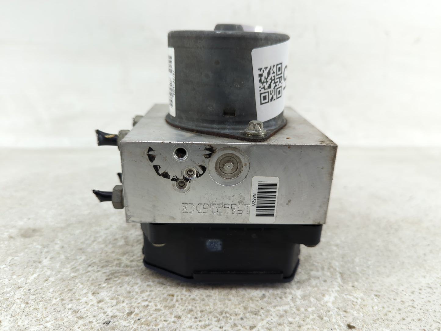 2012-2013 Mini Cooper ABS Pump Control Module Replacement P/N:54086335A Fits Fits 2012 2013 OEM Used Auto Parts - Oemusedaut