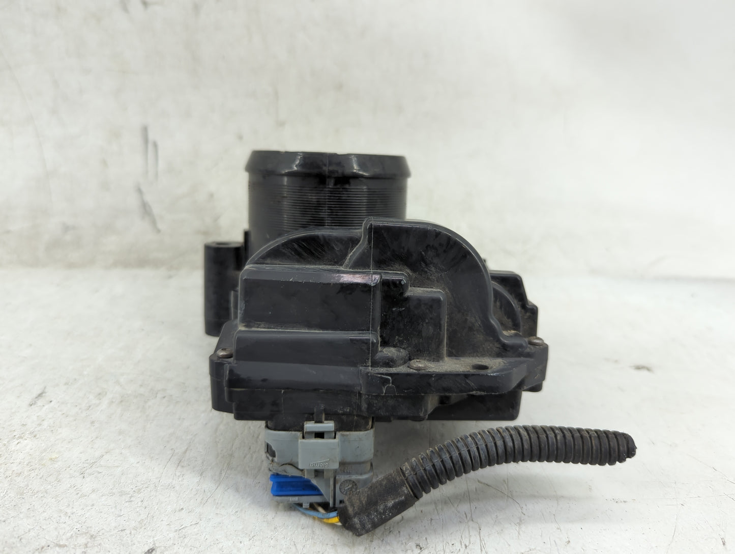 2008-2016 Mini Cooper Throttle Body P/N:A2C38050800 Fits Fits 2008 2009 2010 2011 2012 2013 2014 2015 2016 OEM Used Auto Par