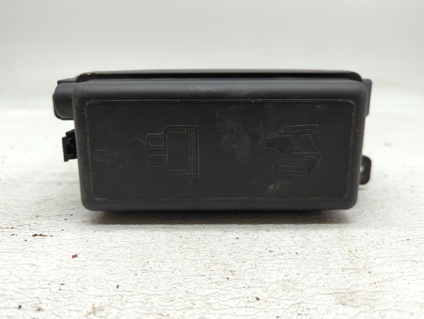 2011-2016 Mini Cooper Fusebox Fuse Box Panel Relay Module P/N:9240943-02 Fits Fits 2011 2012 2013 2014 2015 2016 OEM Used Au