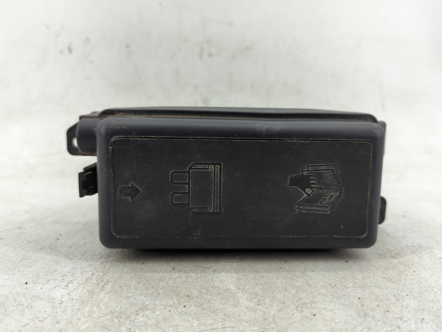2011-2016 Mini Cooper Fusebox Fuse Box Panel Relay Module P/N:9240943-02 17236010 Fits Fits 2011 2012 2013 2014 2015 2016 OE