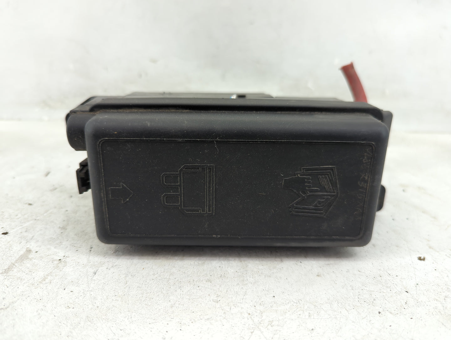 2011-2016 Mini Cooper Fusebox Fuse Box Panel Relay Module P/N:172360-10 9240946-01 Fits Fits 2011 2012 2013 2014 2015 2016 O