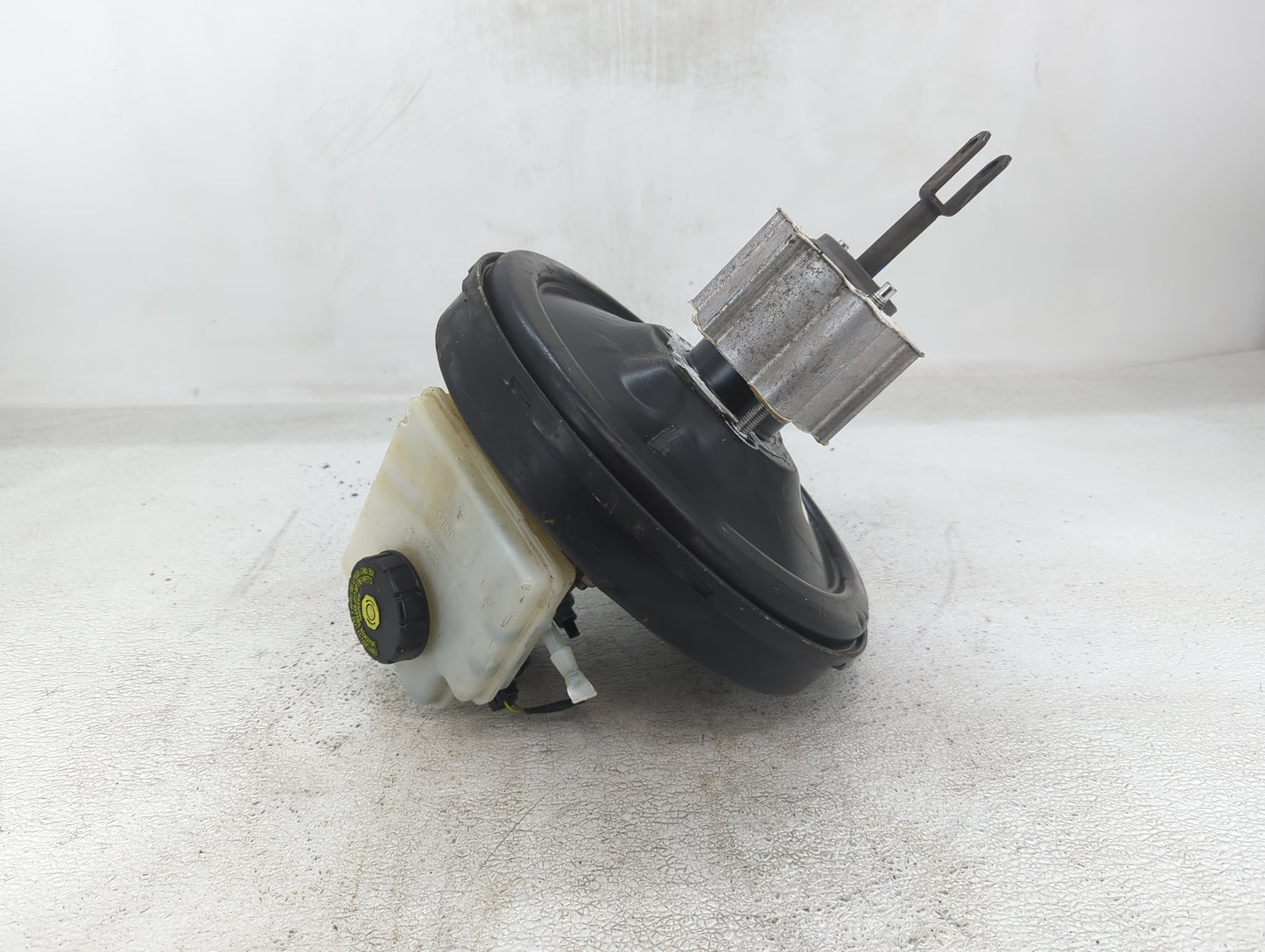 2008-2014 Mini Cooper Brake Master Cylinder 1424009 - Oemusedautoparts1.com