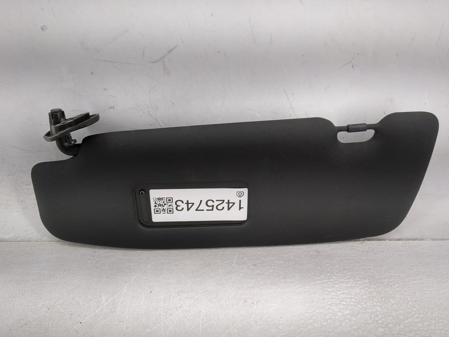 2013 Mini Cooper Sun Visor Shade Replacement Driver Left Mirror Fits OEM Used Auto Parts - Oemusedautoparts1.com
