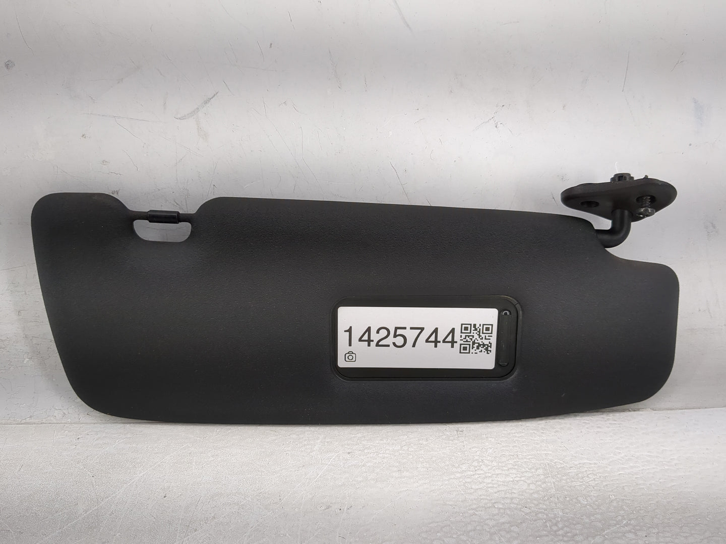 2013 Mini Cooper Sun Visor Shade Replacement Passenger Right Mirror Fits OEM Used Auto Parts - Oemusedautoparts1.com
