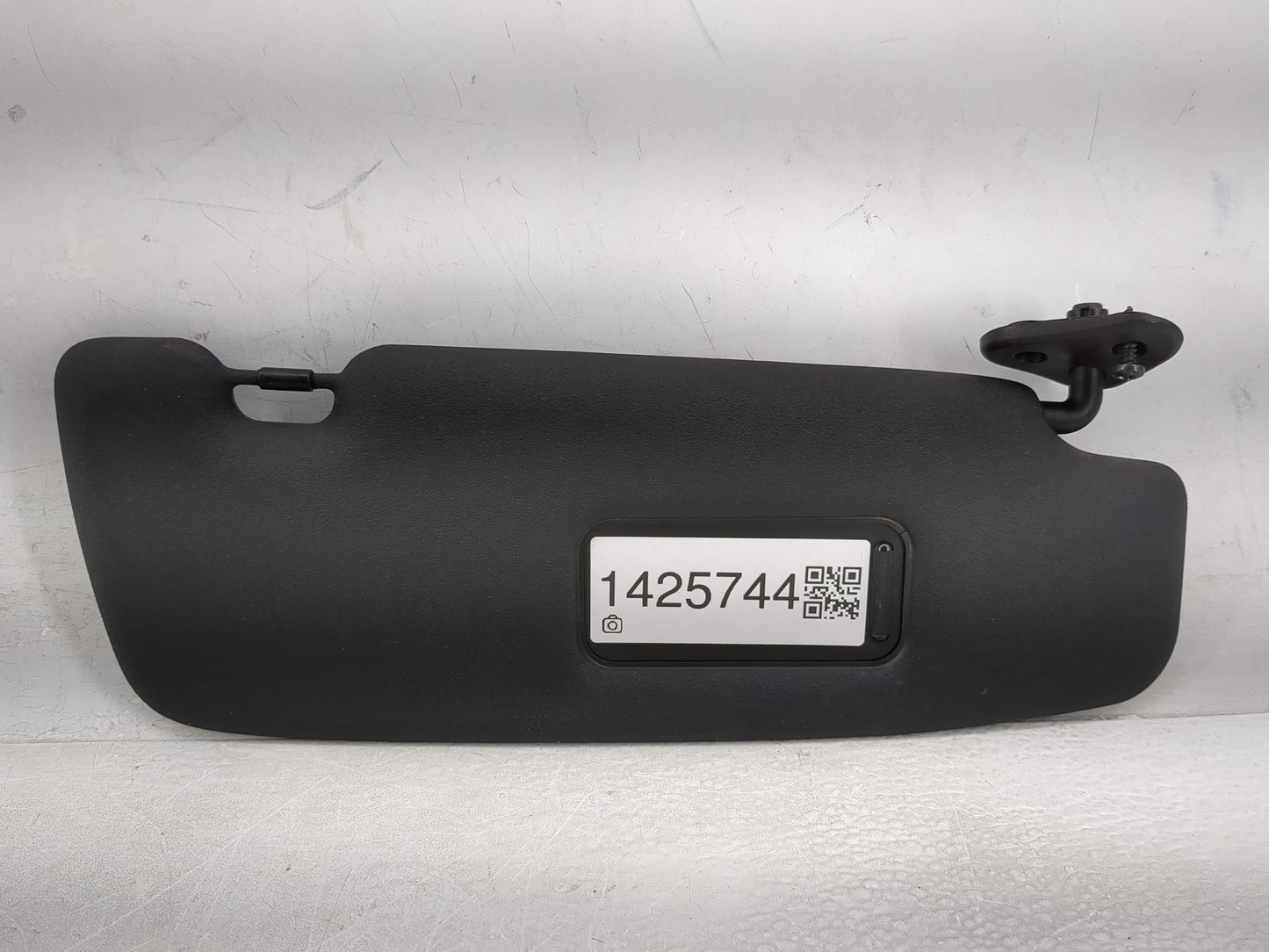 2013 Mini Cooper Sun Visor Shade Replacement Passenger Right Mirror Fits OEM Used Auto Parts - Oemusedautoparts1.com