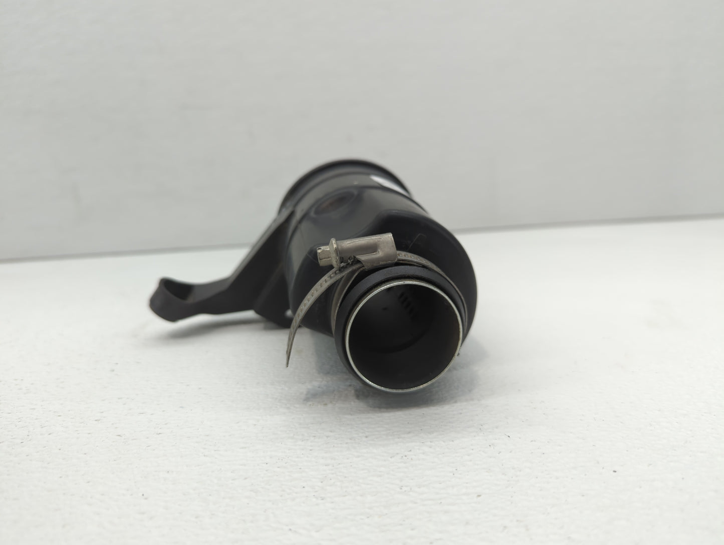 2013 Mini Cooper Air Cleaner Intake Duct Hose Tube - Oemusedautoparts1.com