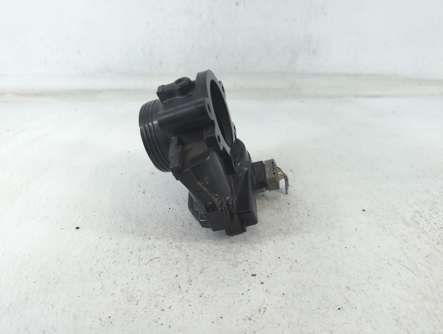 2008-2013 Mini Cooper Throttle Body P/N:A2C53386323 Fits Fits 2008 2009 2010 2011 2012 2013 OEM Used Auto Parts - Oemusedaut