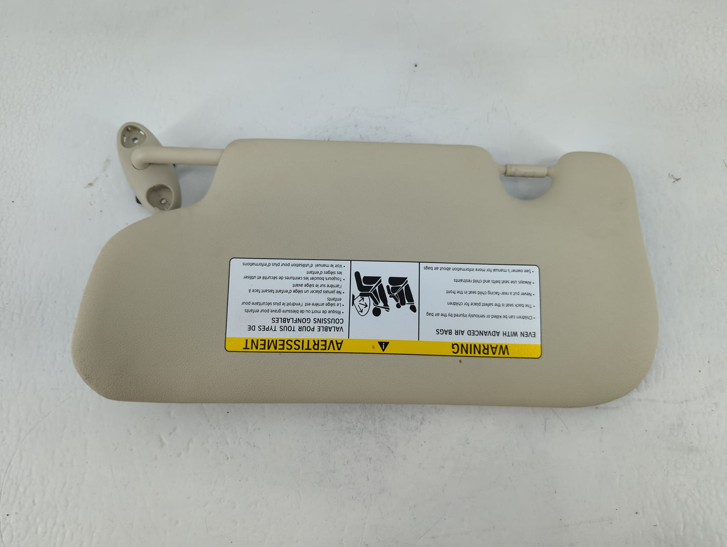 2013 Mini Cooper Sun Visor Shade Replacement Passenger Right Mirror Fits OEM Used Auto Parts - Oemusedautoparts1.com
