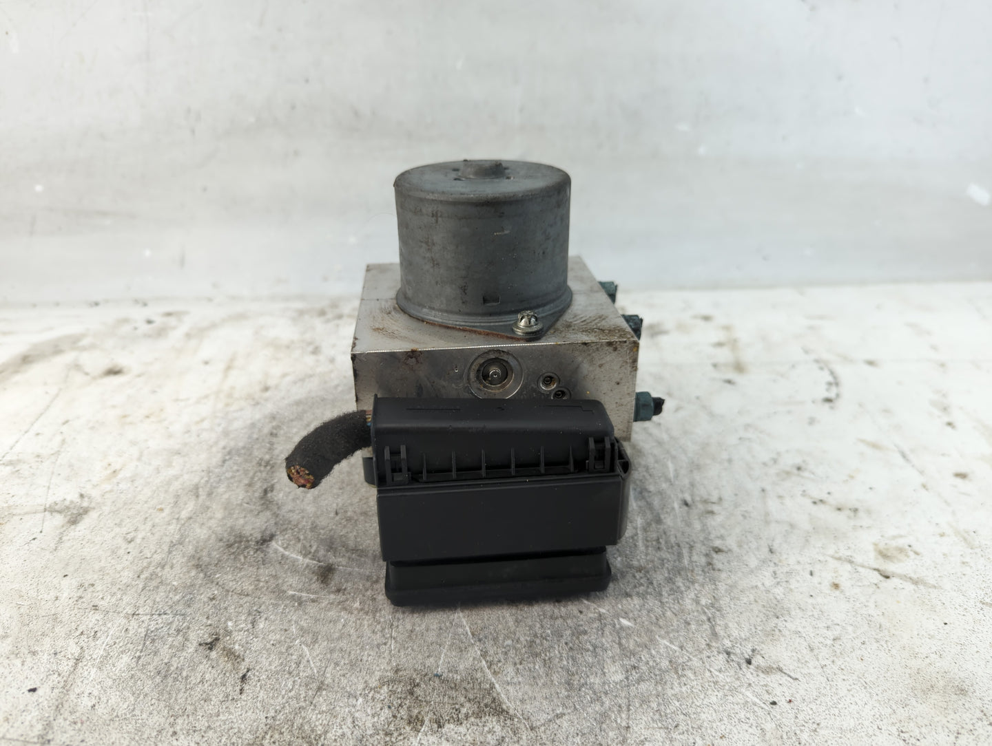 2012-2013 Mini Cooper ABS Pump Control Module Replacement P/N:3451 6866011 01 3451 6858542 01 Fits Fits 2012 2013 OEM Used A