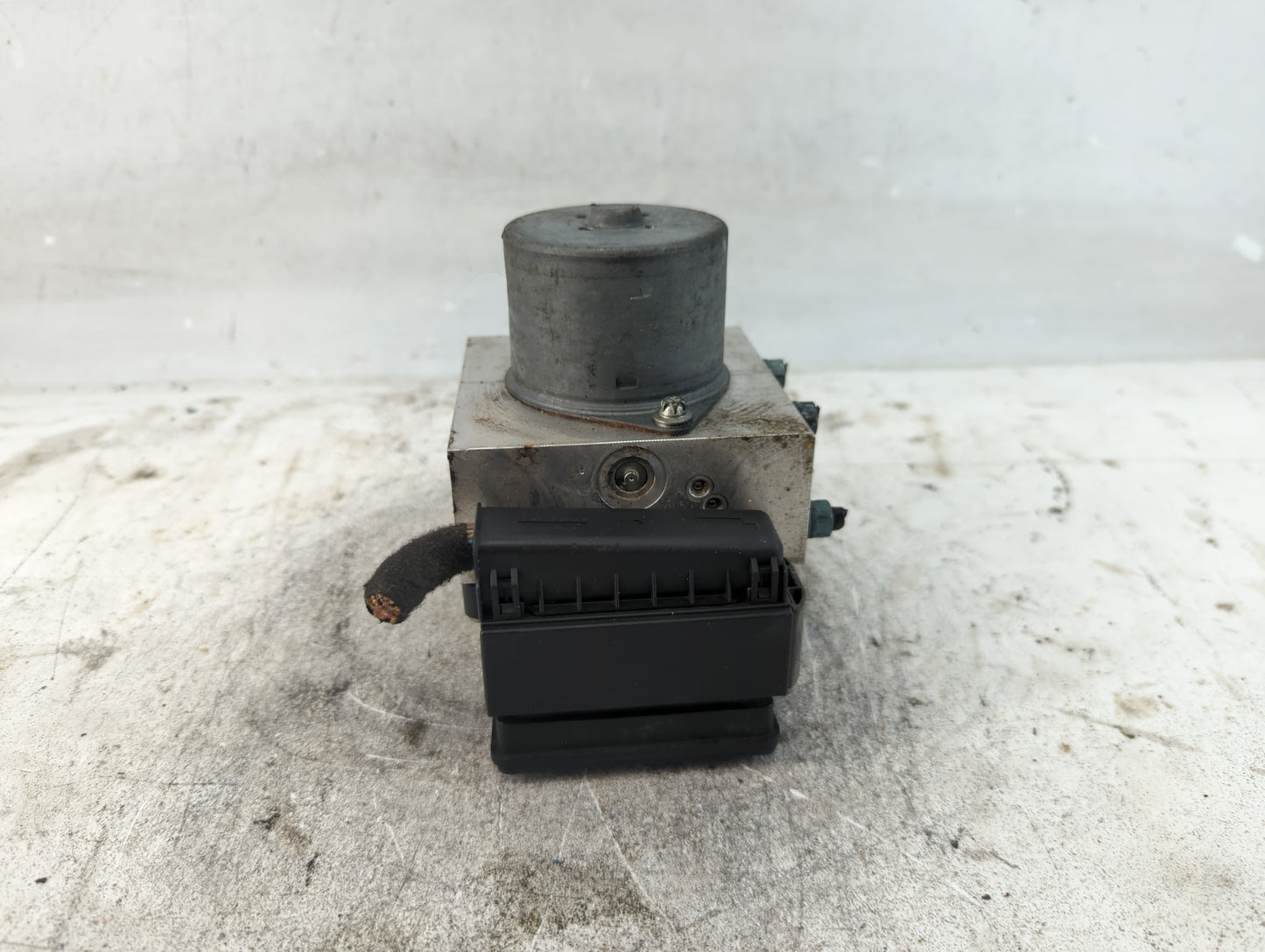 2012-2013 Mini Cooper ABS Pump Control Module Replacement P/N:3451 6866011 01 3451 6858542 01 Fits Fits 2012 2013 OEM Used A