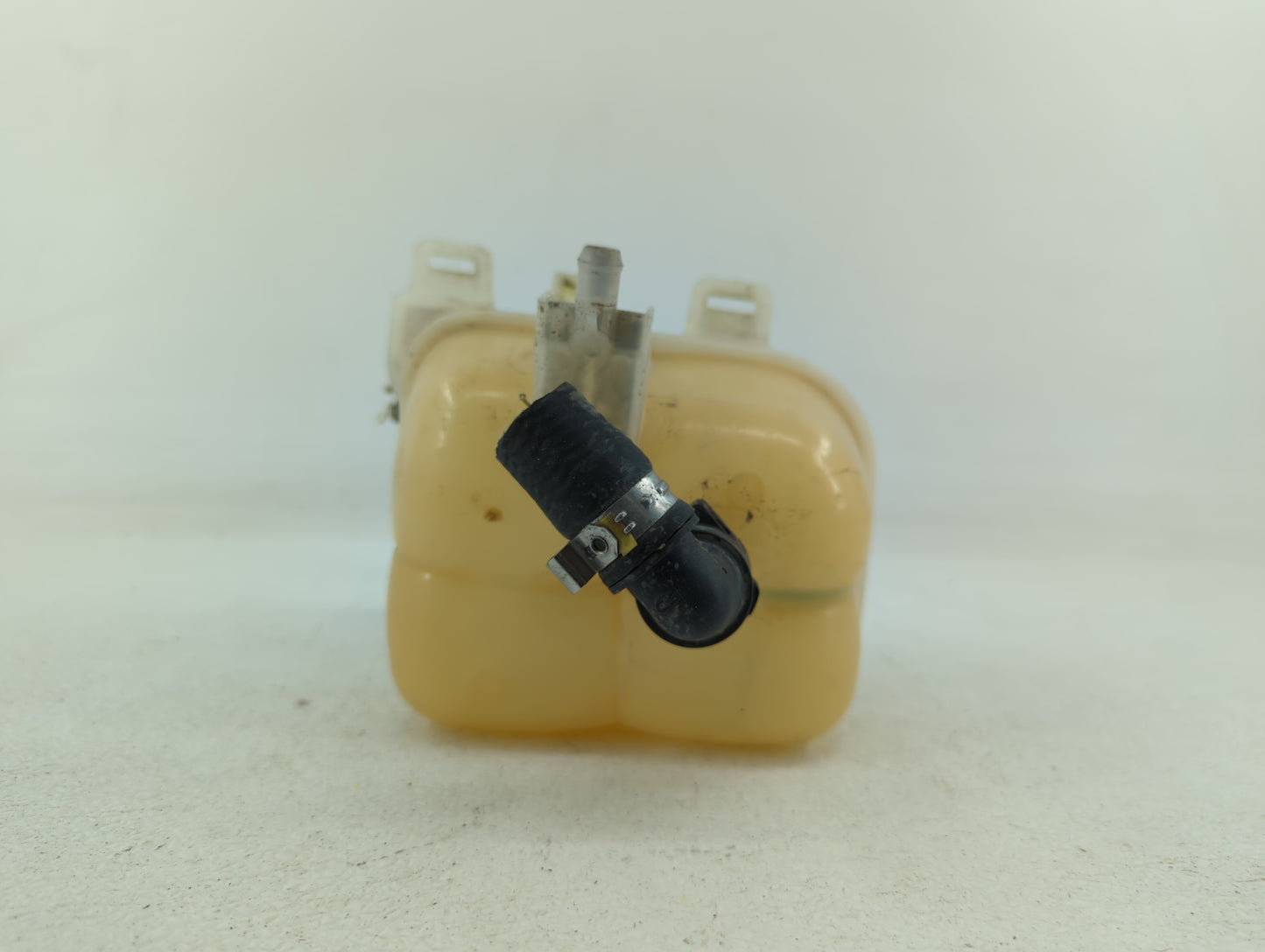2011 Cooper Countryman Radiator Coolant Overflow Expansion Tank Bottle - Oemusedautoparts1.com