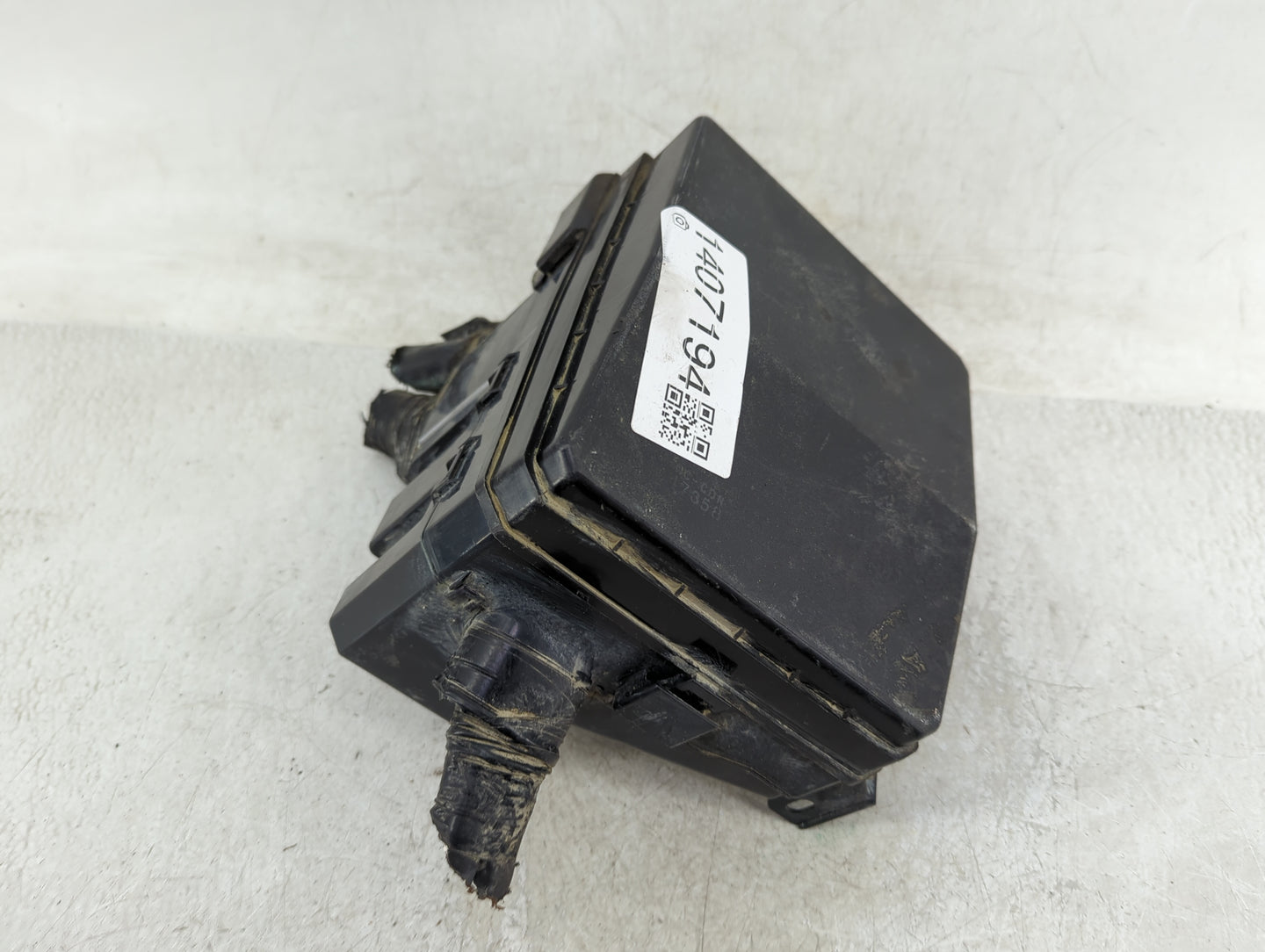 2012-2015 Mitsubishi Lancer Fusebox Fuse Box Panel Relay Module Fits Fits 2012 2013 2014 2015 OEM Used Auto Parts - Oemuseda
