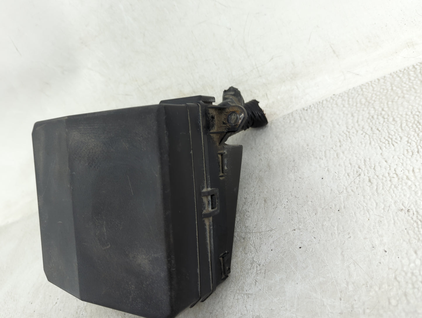 2012-2015 Mitsubishi Lancer Fusebox Fuse Box Panel Relay Module Fits Fits 2012 2013 2014 2015 OEM Used Auto Parts - Oemuseda