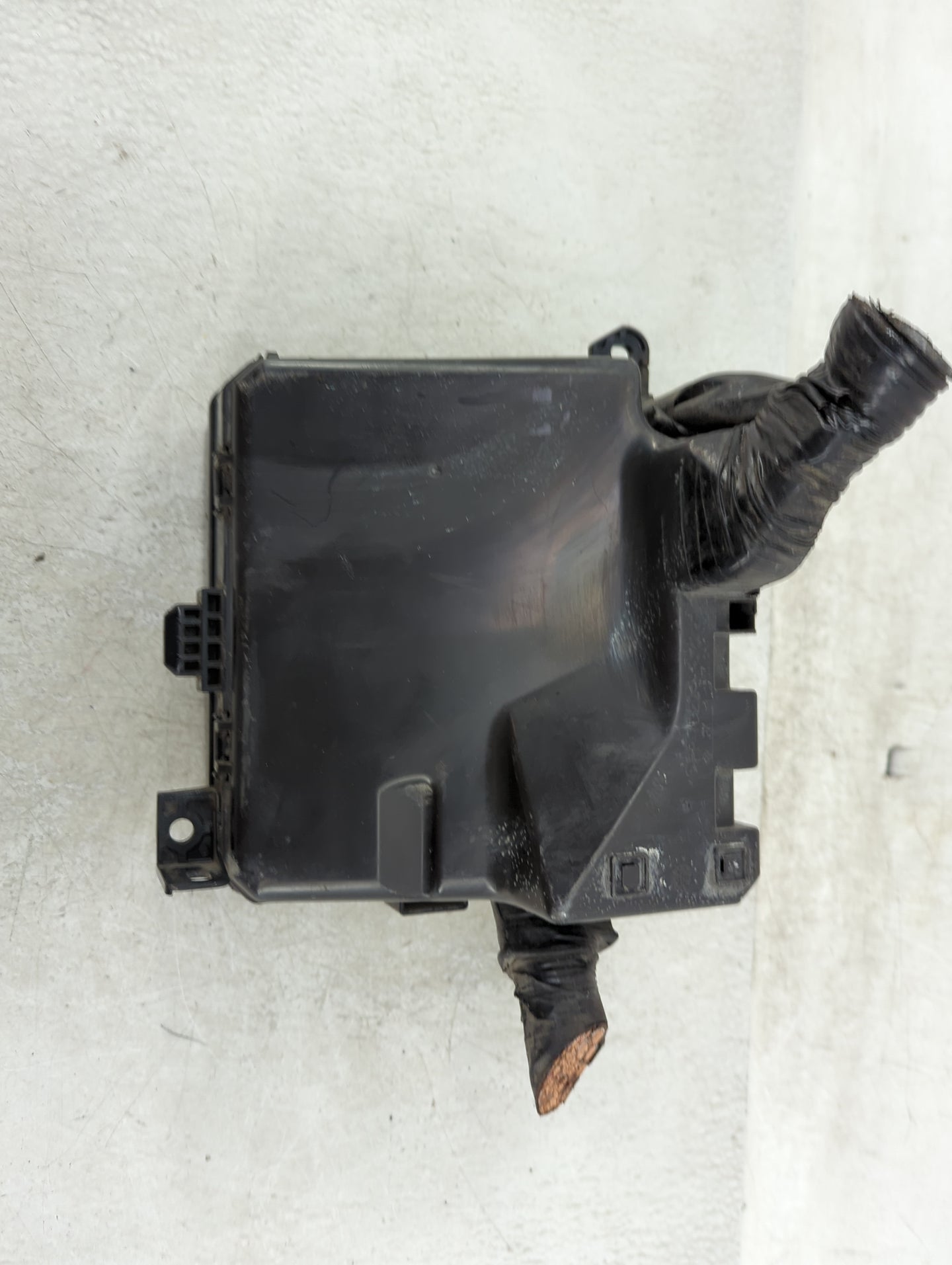 2012-2015 Mitsubishi Lancer Fusebox Fuse Box Panel Relay Module Fits Fits 2012 2013 2014 2015 OEM Used Auto Parts - Oemuseda