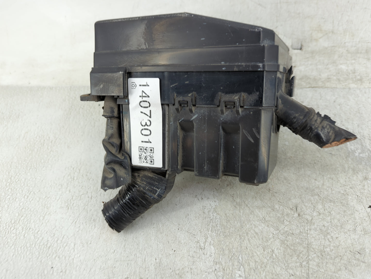 2012-2015 Mitsubishi Lancer Fusebox Fuse Box Panel Relay Module Fits Fits 2012 2013 2014 2015 OEM Used Auto Parts - Oemuseda