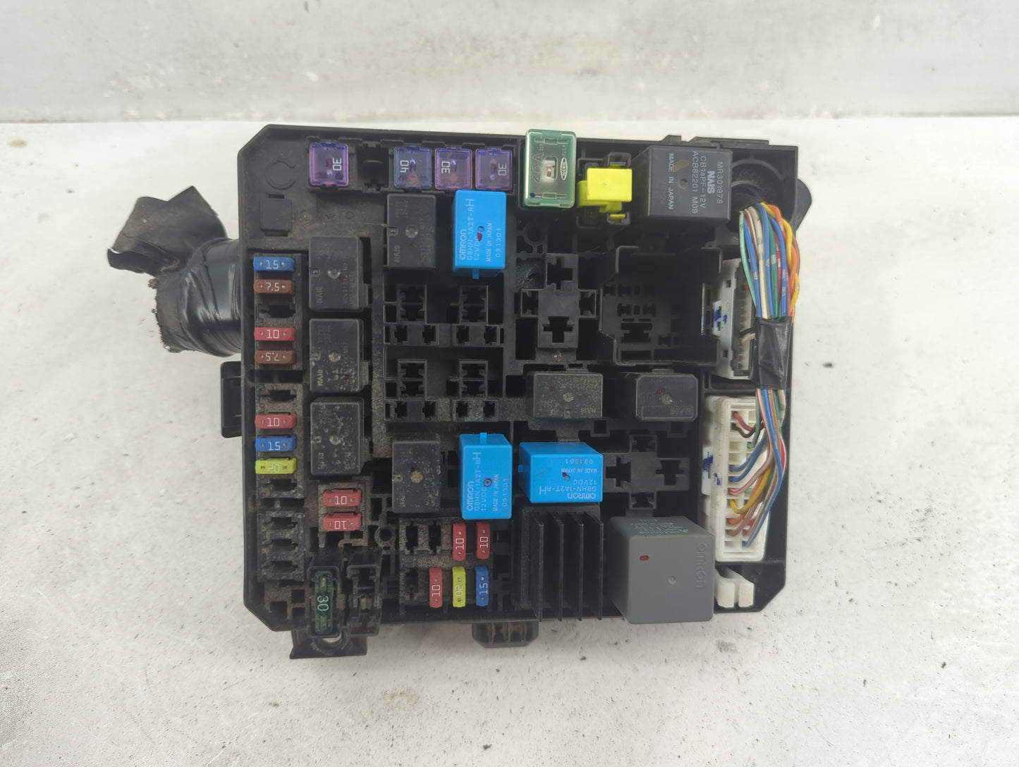 2012-2015 Mitsubishi Lancer Fusebox Fuse Box Panel Relay Module Fits Fits 2012 2013 2014 2015 OEM Used Auto Parts - Oemuseda