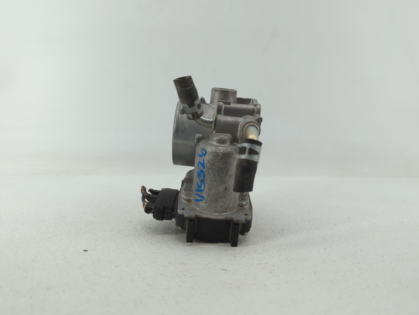 2013 Mitsubishi Lancer Throttle Body P/N:57021 B Fits OEM Used Auto Parts - Oemusedautoparts1.com
