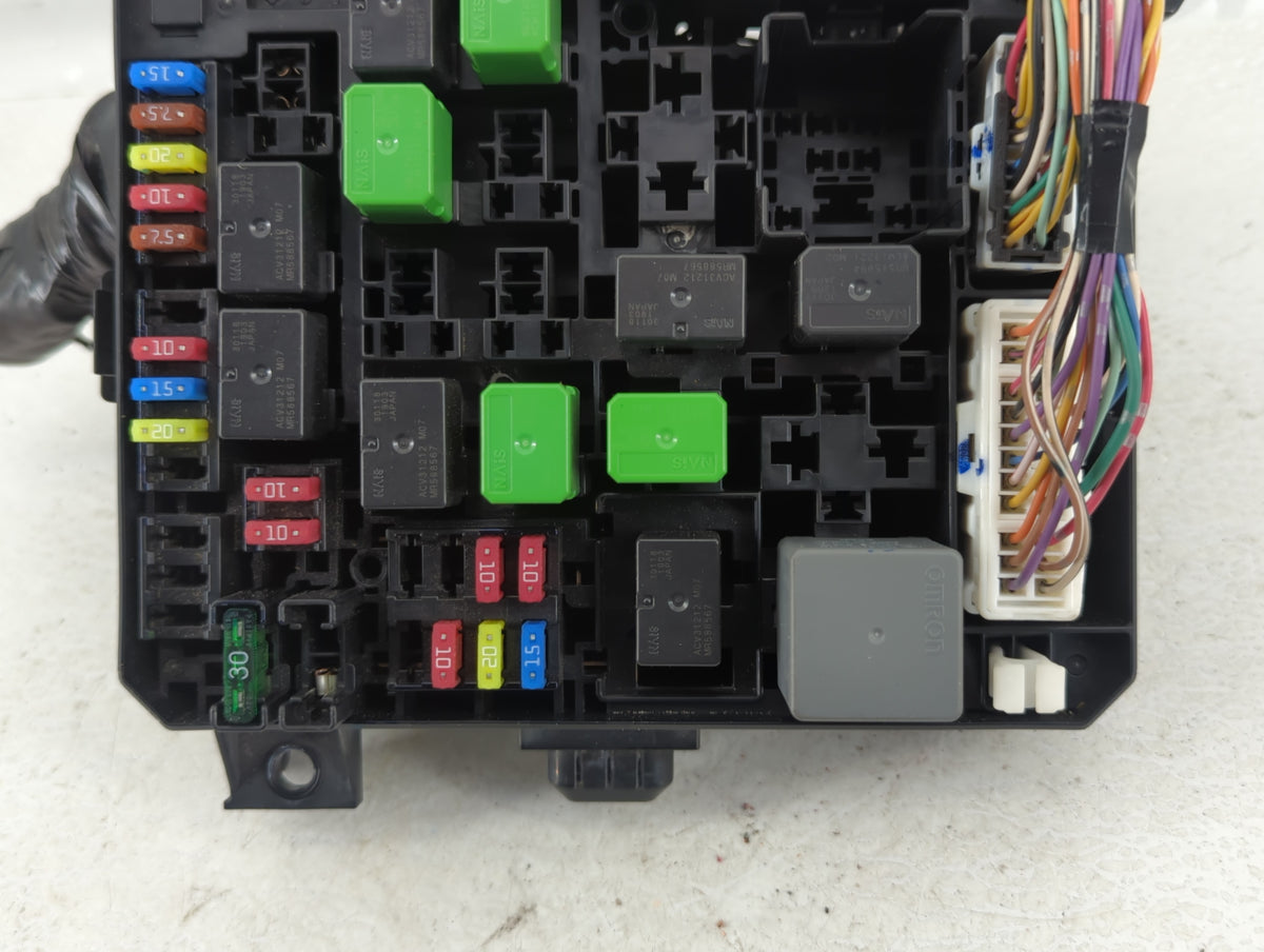 2012-2015 Mitsubishi Lancer Fusebox Fuse Box Panel Relay Module P/N:8565A26 8 Fits Fits 2012 2013 2014 2015 OEM Used Auto Pa