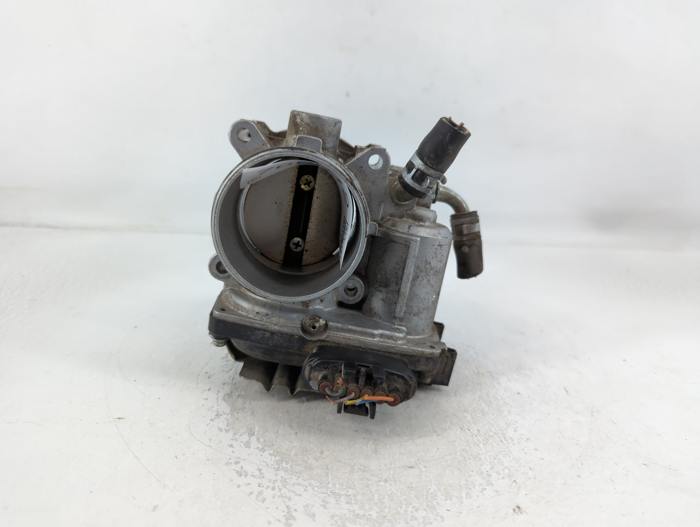 2013-2017 Mitsubishi Lancer Throttle Body P/N:2Y20 0848 Fits Fits 2013 2014 2015 2016 2017 OEM Used Auto Parts - Oemusedauto