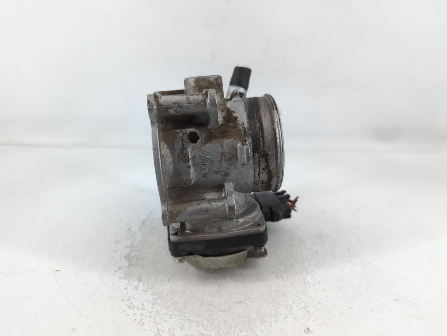 2013-2017 Mitsubishi Lancer Throttle Body P/N:2Y20 0848 Fits Fits 2013 2014 2015 2016 2017 OEM Used Auto Parts - Oemusedauto