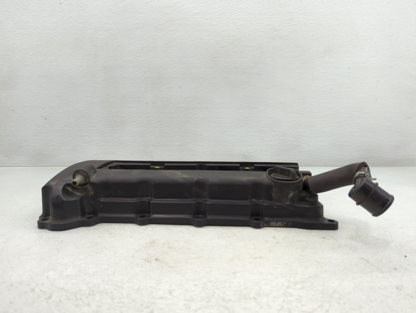 2013 Mitsubishi Lancer Driver Left Cylinder Head Valve Cover P/N:PA66-GF33 Fits OEM Used Auto Parts - Oemusedautoparts1.com