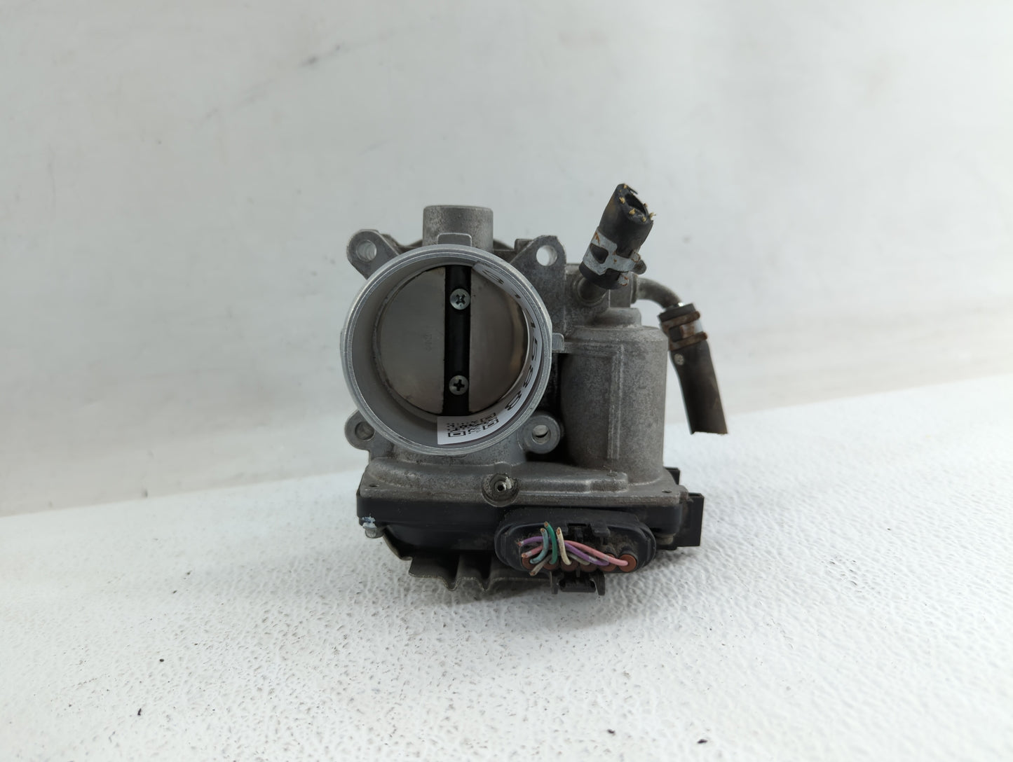 2013 Mitsubishi Outlander Throttle Body P/N:4909 0888 2731 0088 Fits OEM Used Auto Parts - Oemusedautoparts1.com