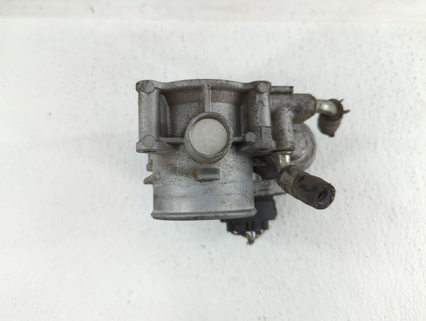 2013 Mitsubishi Outlander Throttle Body P/N:4909 0888 2731 0088 Fits OEM Used Auto Parts - Oemusedautoparts1.com