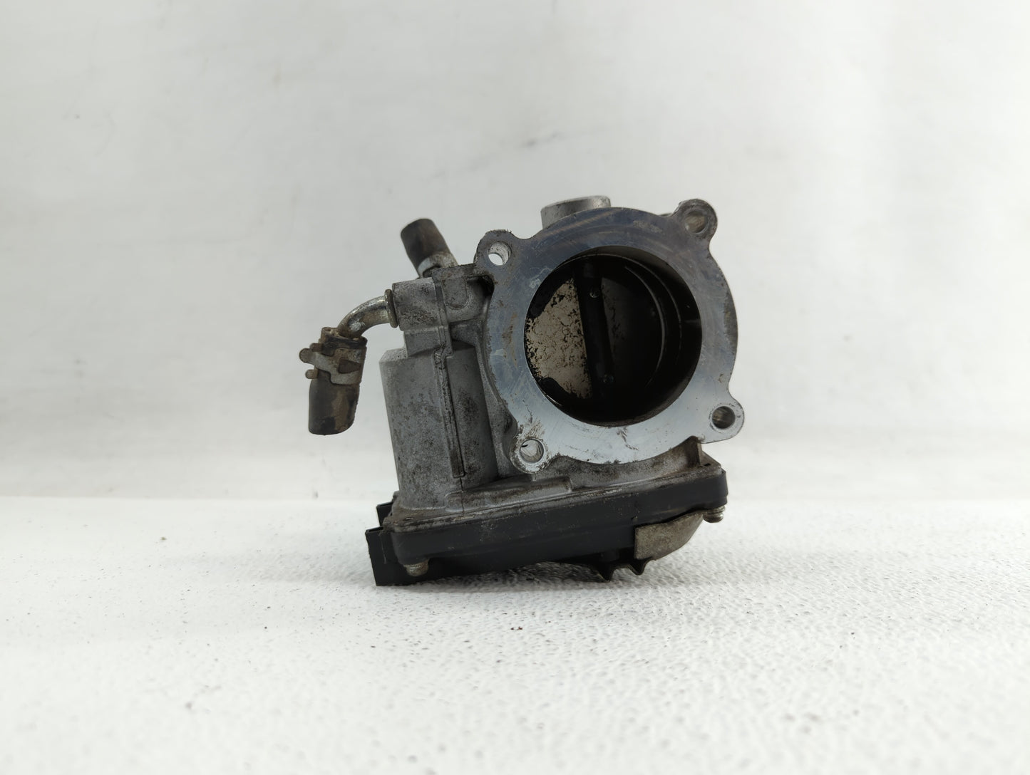 2013 Mitsubishi Outlander Throttle Body P/N:4909 0888 2731 0088 Fits OEM Used Auto Parts - Oemusedautoparts1.com