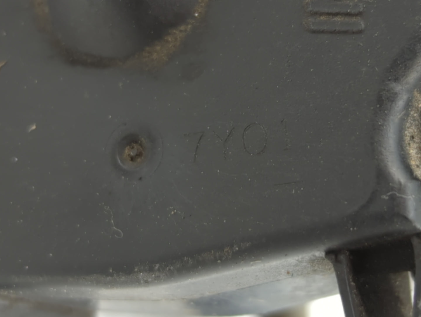 2013 Mitsubishi Outlander Throttle Body P/N:4909 0888 2731 0088 Fits OEM Used Auto Parts - Oemusedautoparts1.com